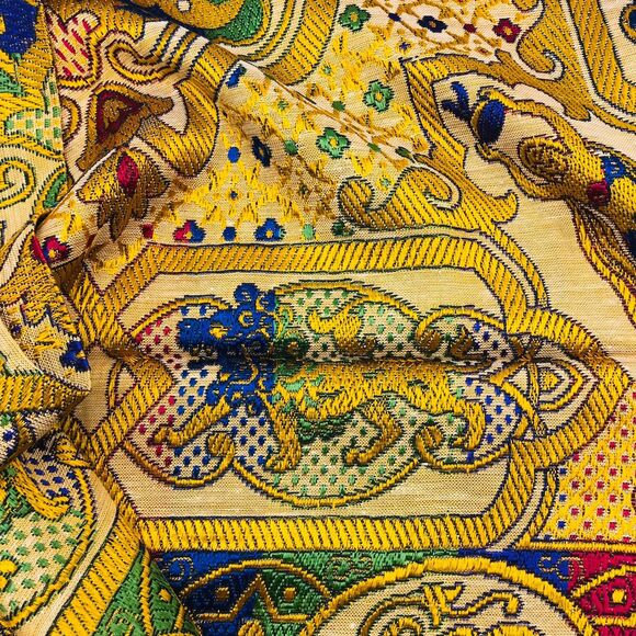 Cotton Embroidered Tapestry Table Topper Made In Barcelona Square 49 x 49 Inches - Picture 4 of 8